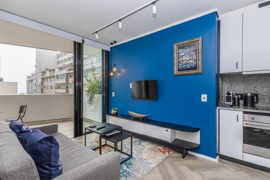 1 Bedroom Property for Sale in Sea Point Western Cape